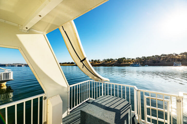 Houseboat Vacation Rental, La Grange, CA Lake Don Pedro Marina