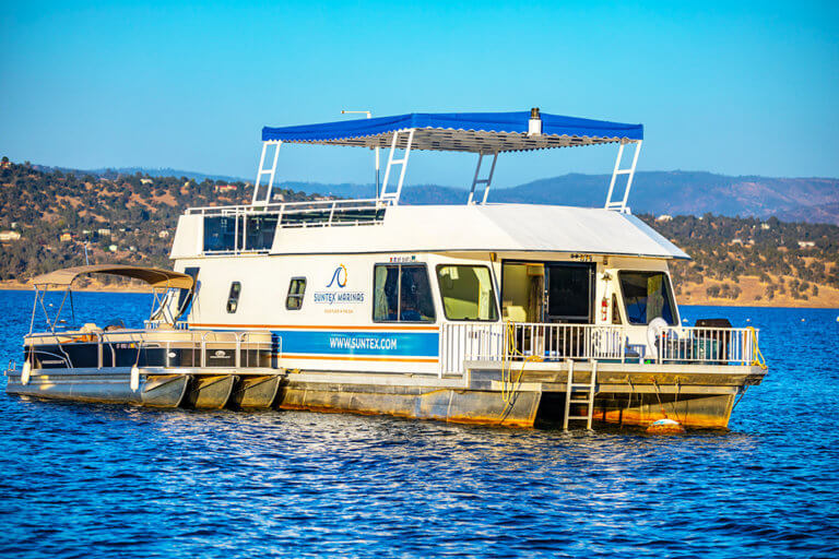 Houseboat Rentals, Houseboat Vacations, Boat Rentals Lake Don Pedro