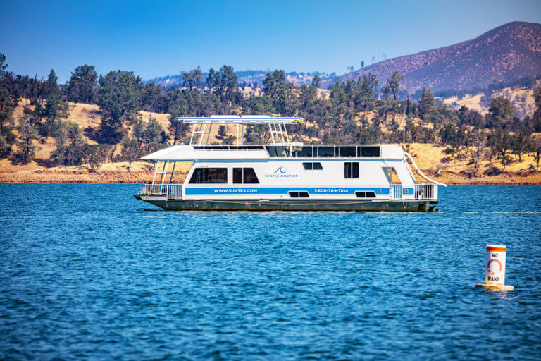 Houseboat Vacation Rental, La Grange, CA Lake Don Pedro Marina