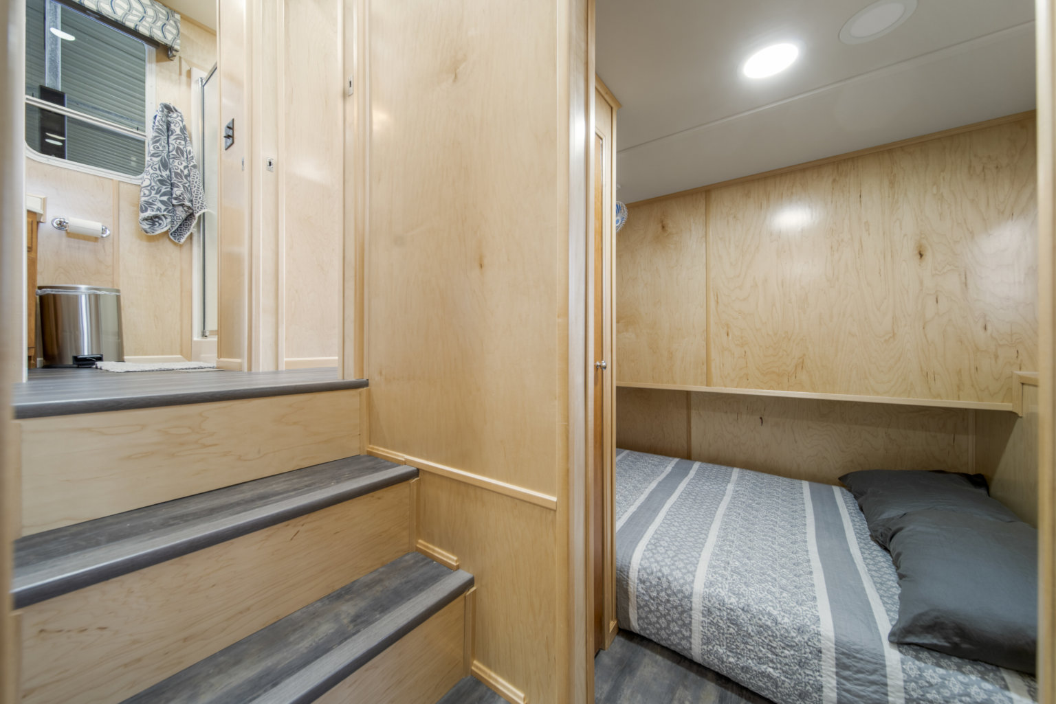 Houseboat Rentals, Houseboat Vacations, Boat Rentals Lake Don Pedro